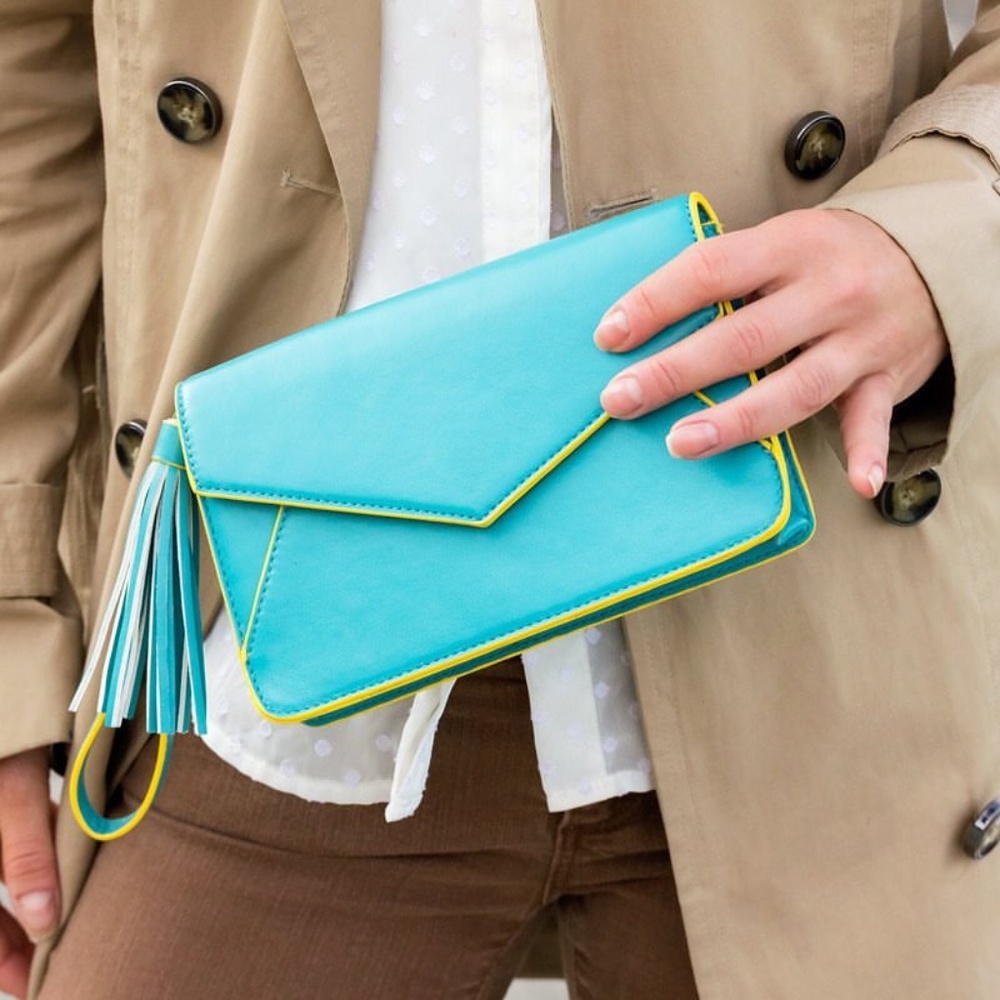 Bobbi Chicago - Teal KINZIE Wristlet